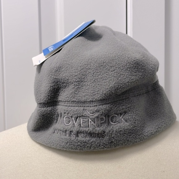 Columbia Fast Trek Beanie - Unisex Size Small - Picture 2 of 4